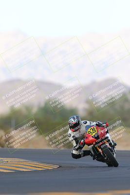 media/Sep-24-2022-CVMA (Sat) [[a45f954247]]/Race 10 Amateur Supersport Middleweight/